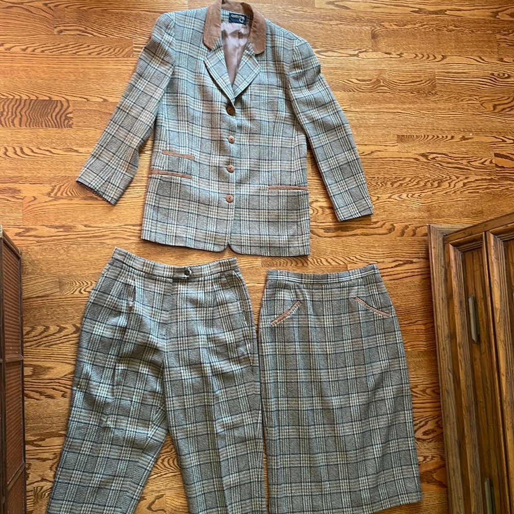 Country Shop Vintage Three Piece Wool Plaid and Suede Trim Suit - Picture 2 of 13